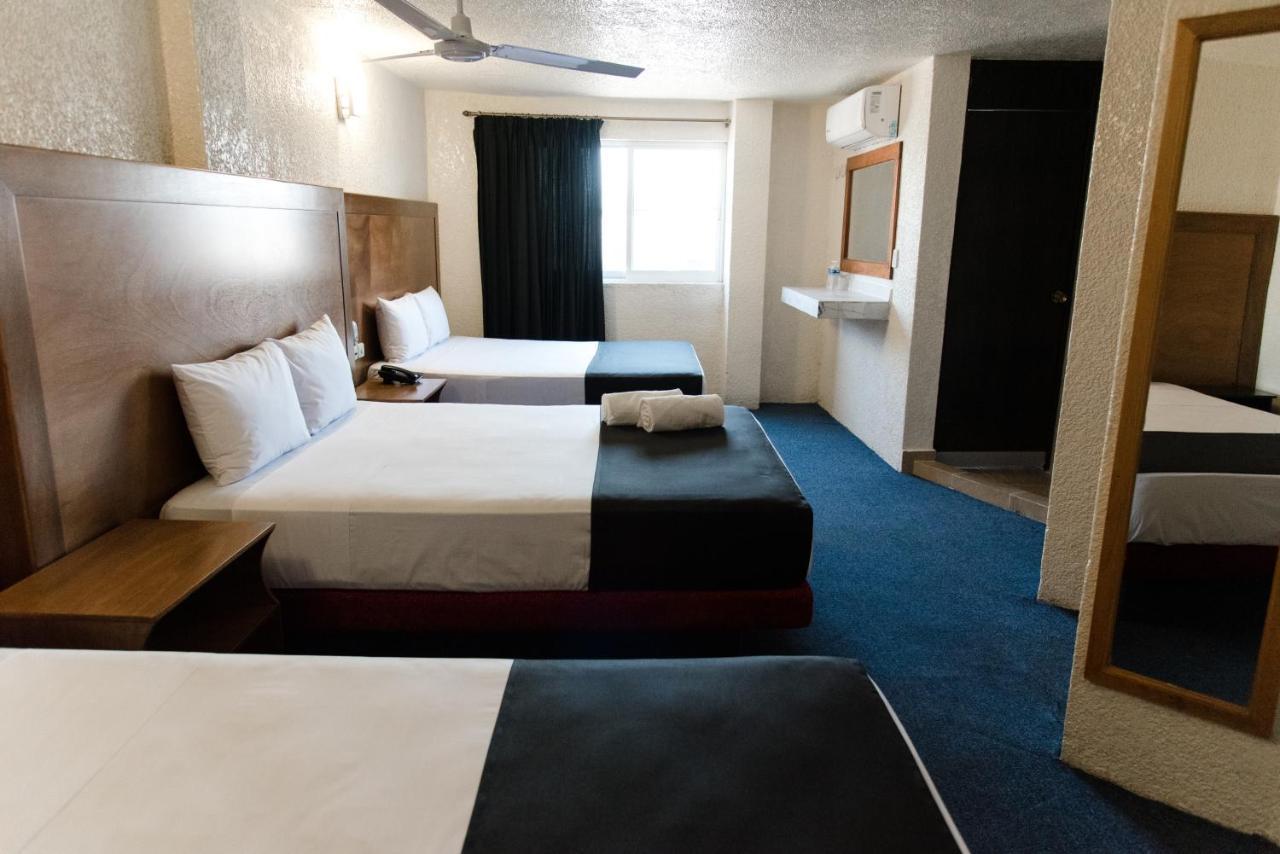 Hotel Central Irapuato - Hotel En Irapuato Buitenkant foto