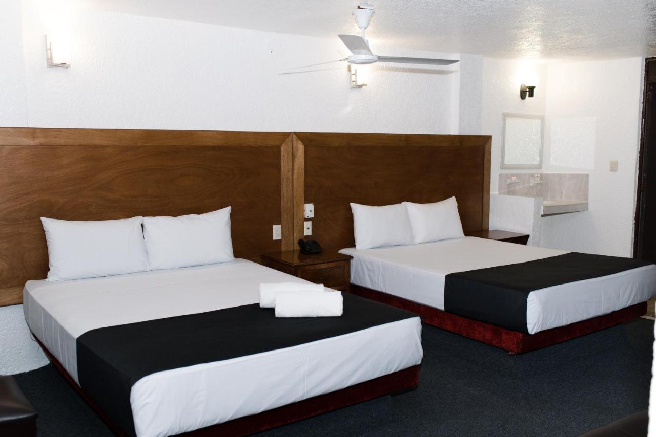 Hotel Central Irapuato - Hotel En Irapuato Buitenkant foto