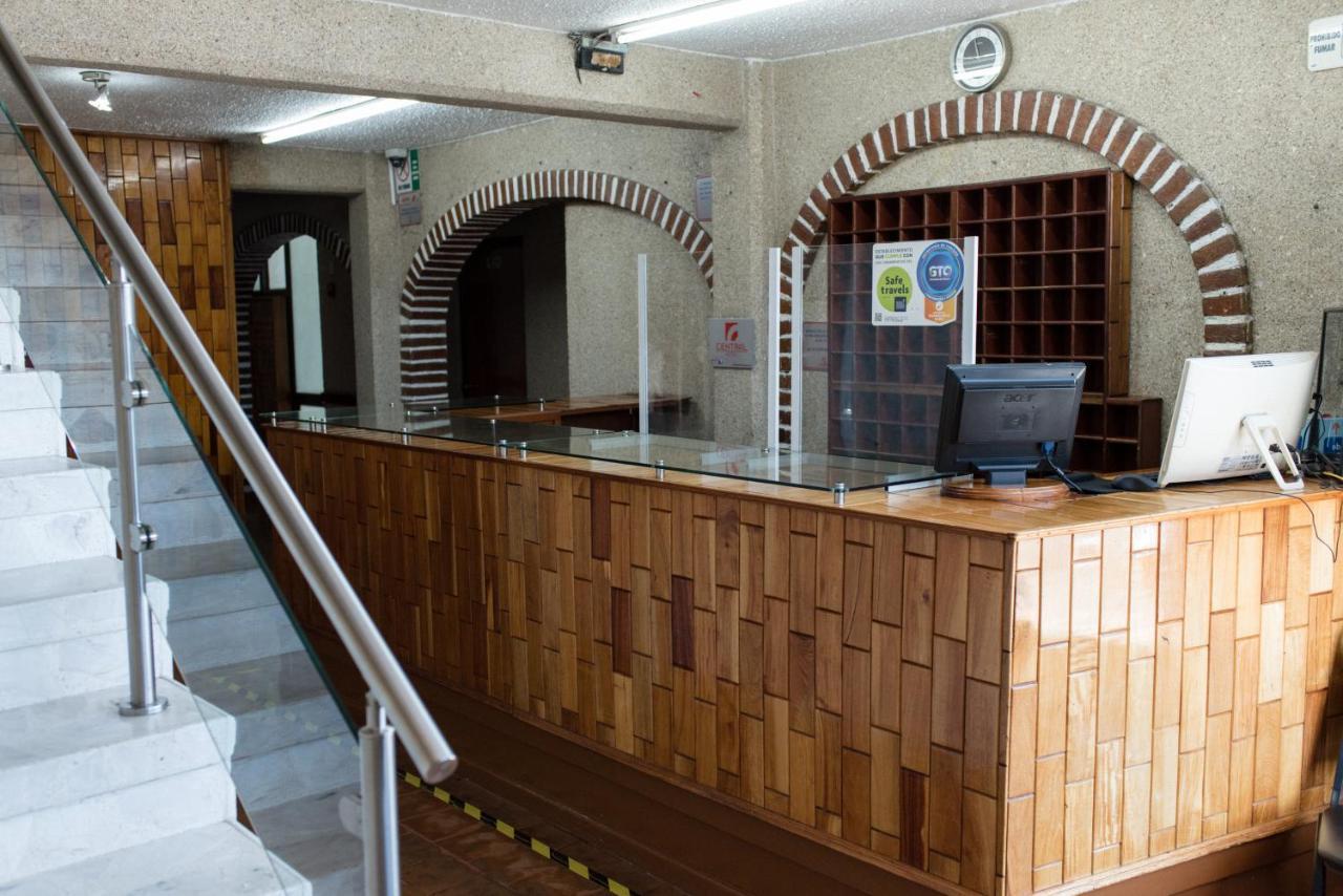 Hotel Central Irapuato - Hotel En Irapuato Buitenkant foto